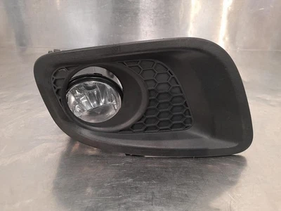 FIAT 500 RIGHT BUMPER FOGLAMP SPORT TYPE 03/2008-09/2015 89211690 769391 - image 1 of 4