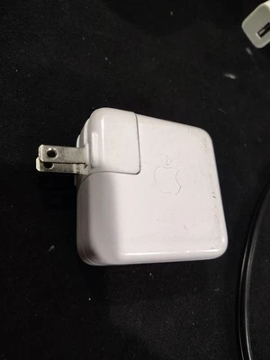 Cargador Adaptador de CA de Alimentación USB Original OEM Apple Modelo A1102 5v 1a iPod Foto 1 de 3