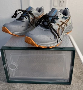 Neu mit Etikett Asics Gel-Venture 9 Herren Tennisschuhe Größe 7,5 Sheet Rock/Sun Peach - Bild 1 von 17