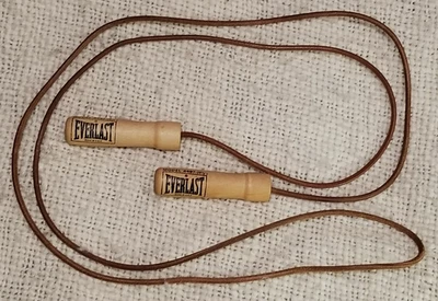 Cuerda para saltar boxeo Everlast 9,5' de largo cuero, modelo 4497 asas de madera Foto 1 de 2