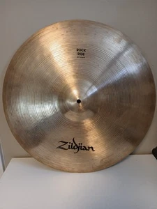 Zildjian 21" Rock Ride Cymbal USA - Foto 1 di 10