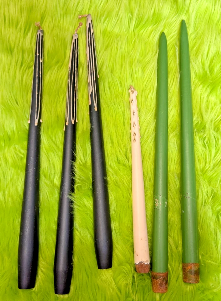 Vintage Falso Cônico Derretimento Gotejando Velas de Madeira MCM LOTE de 6 Preto Verde - Imagem 1 de 4