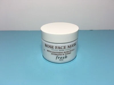 FRESCO - MASCARILLA FACIAL ROSA - CON CALMANTES PÉTALOS DE ROSA HIDRATA Y TONIFICA - 1 OZ. Foto 1 de 3