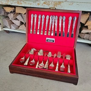 1881 Rogers Oneida Holmes & Edward’s cubiertos plata profunda 72 piezas con caja - Imagen 1 de 14