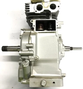 Briggs & Stratton Short Block No Shield 8 HP NOS - Picture 1 of 5