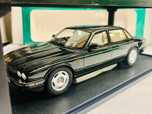 Cult Scale Models 1/18 Jaguar XJR X300 1995 RARE (BLACK) CML052-1 RARE HTF!!! - Picture 1 of 10