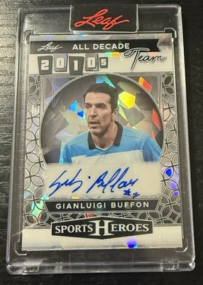Leaf Metal Sports Heroes 2025 equipo de todas las décadas plateado automático 10/30 Gianluigi Buffon Foto 1 de 3