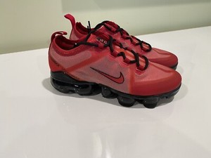 vapormax negro con rojo
