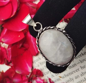 Rainbow Moonstone Oval Sterling Silver 925 Gemstone Pendant~Pretty Pendant~Gift~ - Picture 1 of 2