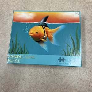 Aspiring Shark von Grafix, 1000-teiliges Puzzle, Goldfische, Ozeanmeer! 27 x 21,5 Zoll - Bild 1 von 10