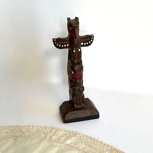 Tótem pequeño Souvineir de 4" para 2 personas pintado de colección - Imagen 1 de 3