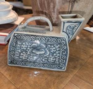 Antique Chinese Blue And White Ceramic Kendi Ewer - Picture 1 of 9