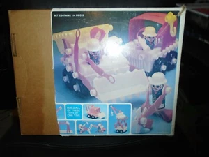 VINTAGE 1977 STRAP-IT CONSTRUCTION SPIELSET VON COME PLAY PRODUCTS #2610 - Bild 1 von 2