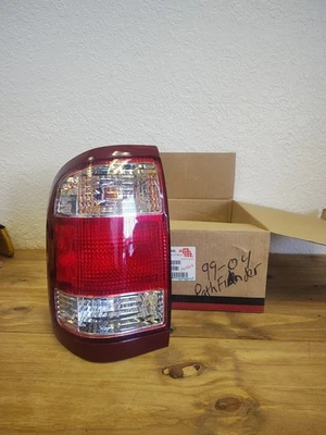 Driver Brake Light For Nissan Pathfinder 99-04 - Image 1 of 4