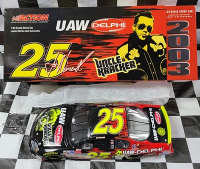 Action Joe Nemechek #25 2003 UAW DELPHI/Uncle Kracker Monte Carlo Club Car 1:24 Foto 1 de 4