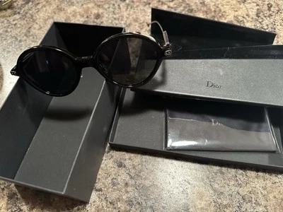 Gafas de sol redondas negras Christian Dior Umbrage L9RIR 52 20 135 Foto 1 de 4
