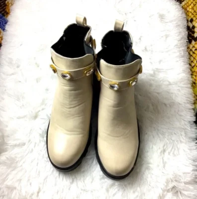 Botines Nicole Miller Chelsea beige imitación cuero estrás talla 8 nuevos sin caja Foto 1 de 4