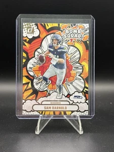 2025 Panini Donruss - Sam Darnold Bomb Squad! #BS-SDD - Picture 1 of 2