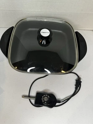 Sartén eléctrica Presto de 11 pulgadas con tapa de vidrio Foto 1 de 4