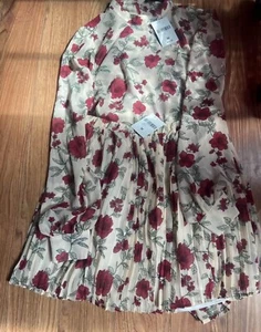Women’s Forever 21 Matching Set With Mock Neck Top And Pleated Skirt Size M New  - Picture 1 of 3