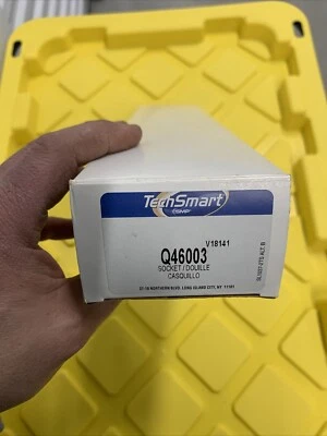 TechSmart #Q46003, placa de circuito de luz trasera, se adapta a Dodge Ram 1500 02-06. A20 Foto 1 de 4