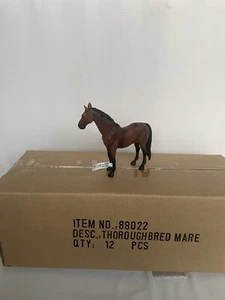 THOROUGHBRED MARE HORSE FIGURINES FIGURES NEW SEALED BOX OF 12 X HORSES RETIRED - Picture 1 of 15