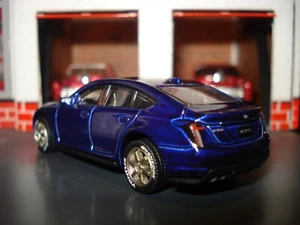RUEDAS PERSONALIZADAS CADILLAC CT5-V EDICIÓN PERSONALIZADA 1/64 MB Y NEUMÁTICOS REAL RIDER AÑADIDOS - Imagen 1 de 4