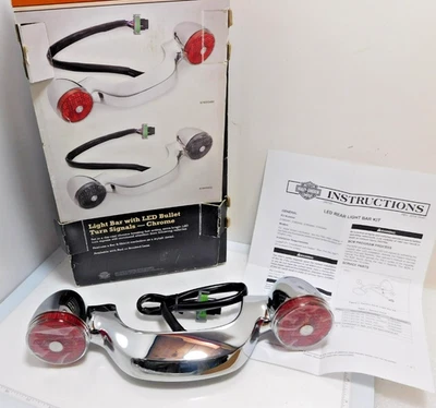 Genuine Harley Davidson light bar with LED bullet turn signals- chrome 67800491 - Image 1 of 4