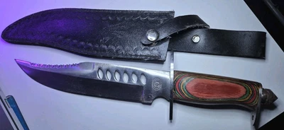 Cuchillo de caza Chipaway Cutlery Crocodile Bowie II CW-615FW funda inoxidable 13" Foto 1 de 4