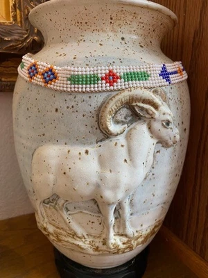 Diadema vintage de cuentas de semillas nativas americanas (nunca usada) Foto 1 de 3