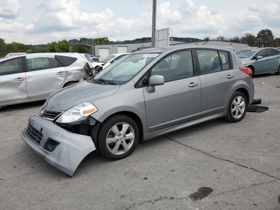 (LOCAL PICKUP ONLY) Driver Left Fender Hatchback Fits 07-12 VERSA 2633399 Foto 1 de 4
