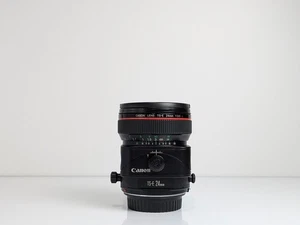 Canon TS-E 24mm f/3.5 L Tilt Shift MF Lens [ Mint ] Fast Shipping From Japan - Picture 1 of 17