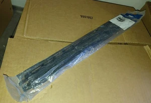(10) Middle Atlantic LBP-1A Horizontal Cable "L Shape" Lacer Bar - Picture 1 of 2