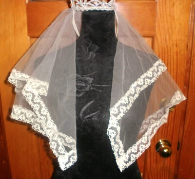 Velo de Primera Comunión para Niña Vintage con Cuentas de Perlas Tul y Encaje Foto 1 de 4