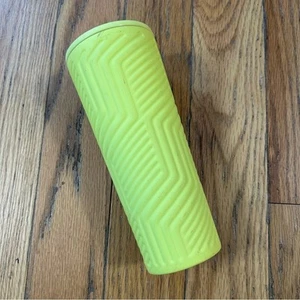 Starbucks Winter 2024 Angular Neon Yellow 24oz Edelstahl Tumbler - Bild 1 von 9
