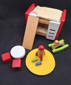 Hape Children's Room Set - Picture 1 of 9