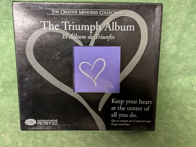 Creative Memories 7"x 7 ** ÁLBUM CORAZÓN ** Púrpura En Caja Original Foto 1 de 4
