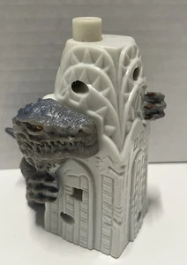 Vtg 1998 Godzilla on Chrysler Building Movie Figure Toy Piece Toho Applause - Picture 1 of 8