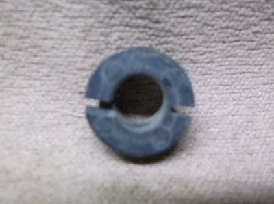 Mercury Cougar Cyclone Ford Torino 1969 1970 faro puerta bisagra exterior buje Foto 1 de 4