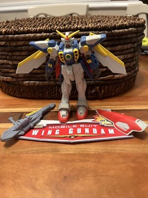 Terno móvel Bandai Gundam Wing Wing Gundam #9201 completo - Imagem 1 de 4