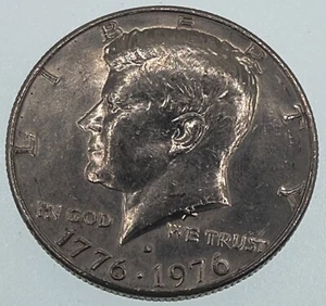 1976 D Kennedy Half Dollar 50C - Bicentennial - Circulated - Clad  (SKU 152) - Picture 1 of 4