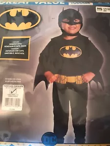 DC Comics BATMAN bambino 2-4 pagliaccetto mantello maschera Halloween vestito costume NUOVO - Foto 1 di 6
