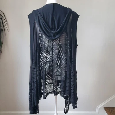 La Vanya Women's Lace Sheer Sleeveless Cover-Up Hooded Grunge Poncho  Size 1X - Image 1 of 4