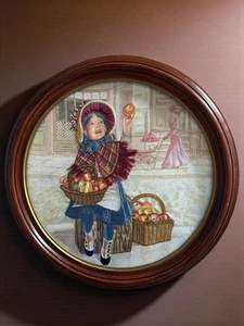 Vintage viktorianischer Stil 3D Stickerei Apfel Verkäufer Mädchen 14" Cottagecore Lee Dublin - Bild 1 von 9