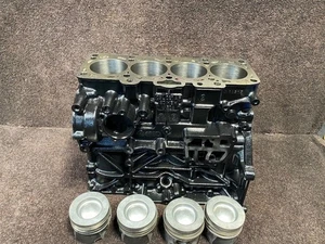 VW TRANSPORTER 2,0 TDI T5 /T6 ENGINE BLOCK & 4 PISTONS CFA - Picture 1 of 3