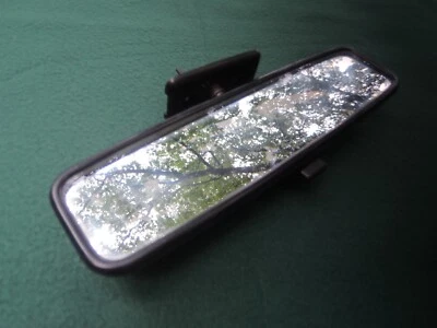 VOLVO 740 / 760 Used INTERIOR REAR VIEW MIRROR Part # 1369539 Volvo 1985-1989 - Изображение 1 из 4