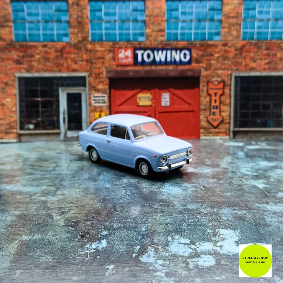 Modellino auto Solido Fiat 850 1966 Azzurro Die Cast da Collezione  scala 1:43 - Immagine 1 di 4