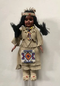Vintage Carlson Puppe Indianer Indianer Prinzessin Papoose Baby Perlen - Bild 1 von 8