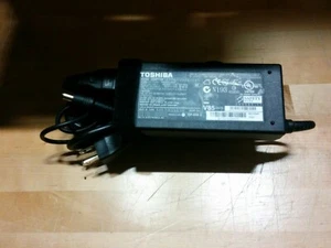 Toshiba AC/DC Adaptor Laptop Charger N193  V85 PA2521U-2AC3  - Bild 1 von 5