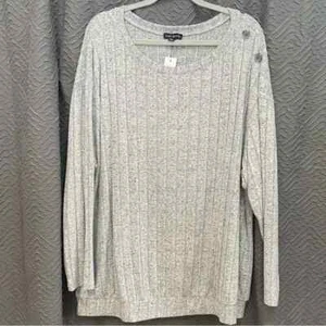 Lane Bryant Plus Size 26/28 Gray Knit Hacci Top NWT - Picture 1 of 5